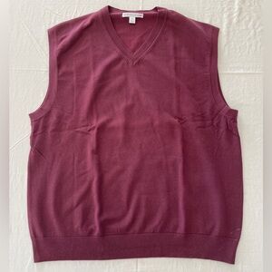 Cutter &. Buck Wine Red Sweater Vest Size Large